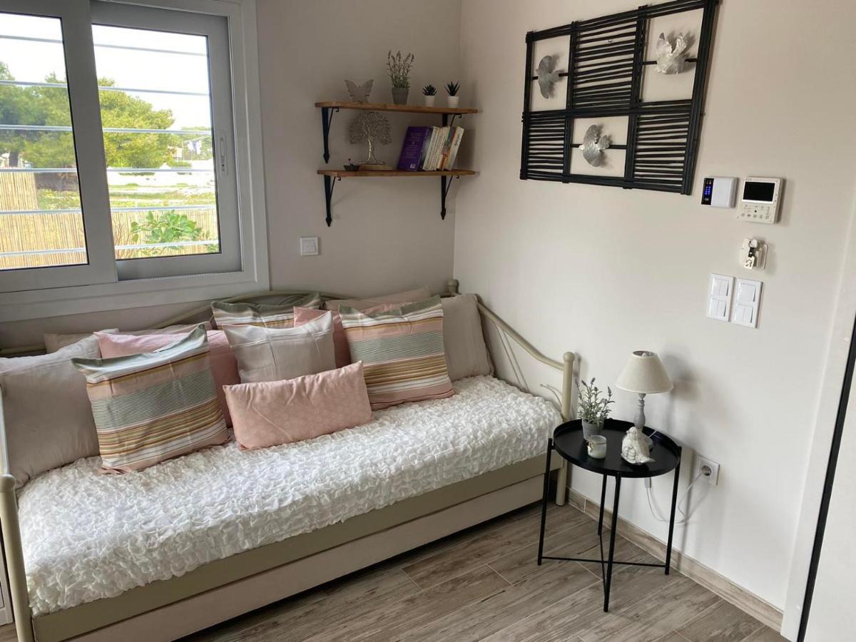 Philia Apartment Artemida  Ngoại thất bức ảnh